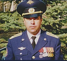 Я лётчик - Павел Михайлович Микула, полковник ВВС , участник боевых действий в горячих точках.