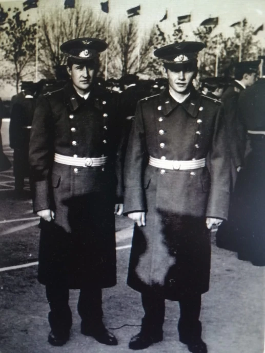 Никулин А. Парусимов А. - 2-я рота